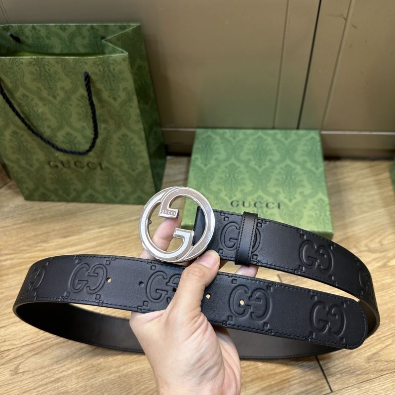 G*u*i belts